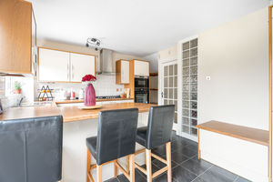 Kitchen/ Diner- click for photo gallery